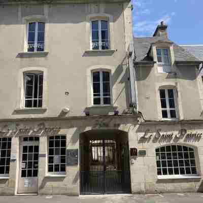 Le Saint-Patrice Hotel Exterior