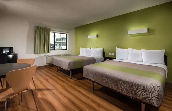 6號汽車旅館-卡諾加公園，加利福尼亞