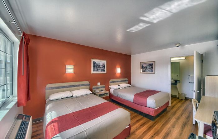 Motel 6 Kerrville, TX
