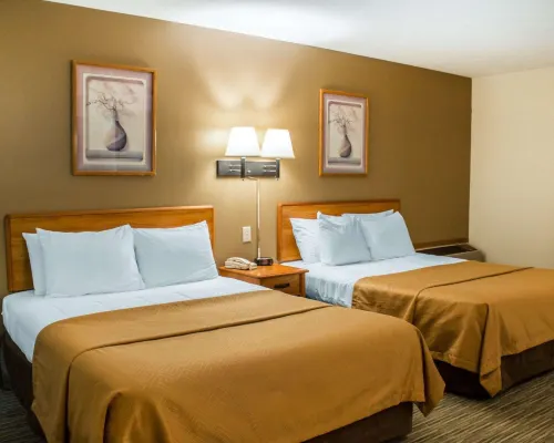 Econo Lodge Elkhart North Hotels in Simonton Lake