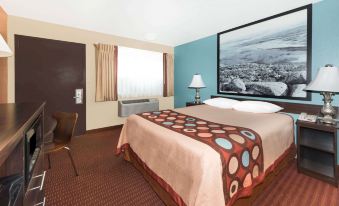 Super 8 by Wyndham Midwest City OK