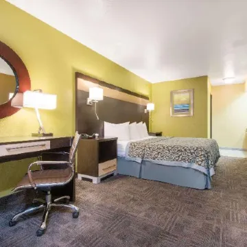 Days Inn by Wyndham Carlsbad