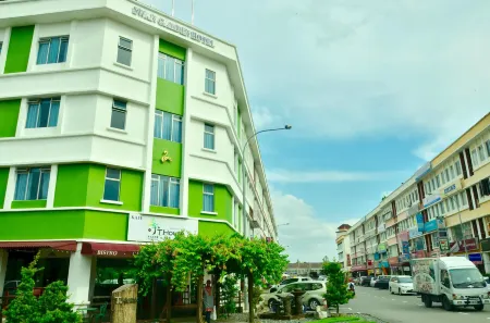Swan Garden Hotel