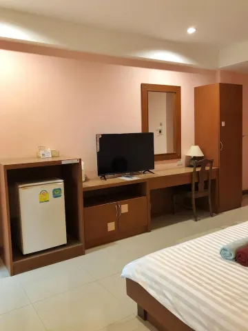 สแตนดาร์ดห้องพร้อมวิวสวนปลอดสูบบุหรี่(เตียงใหญ่)