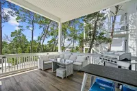 30A Pet Friendly Beach House - 33 Sunset by Panhandle Getaways Hotels in Rosemary Beach