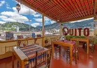 Friends Hotel & Rooftop - Historic Center & Museums - breakfast