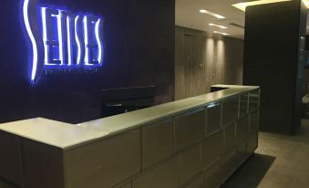 Icon Hotel