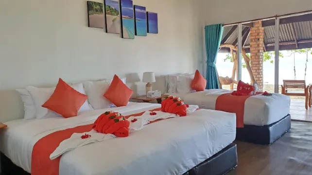 แฟมิลี่ริมหาด