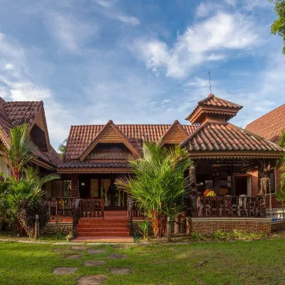 Baan Suan Homestay Koh Kood Hotels near Bang Bao Beach