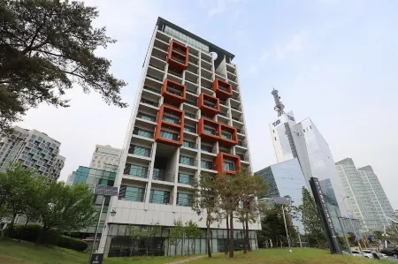 Daejeon I-Hotel Отели рядом с достопримечательностью «Daejeon Convention Center»