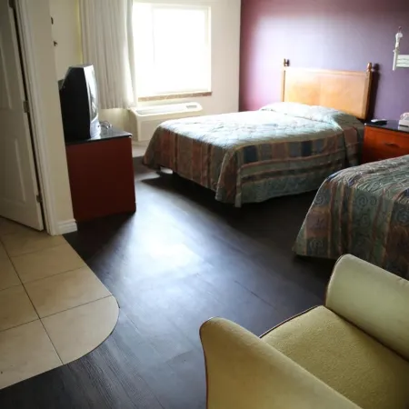 Chateau Inn & Suites