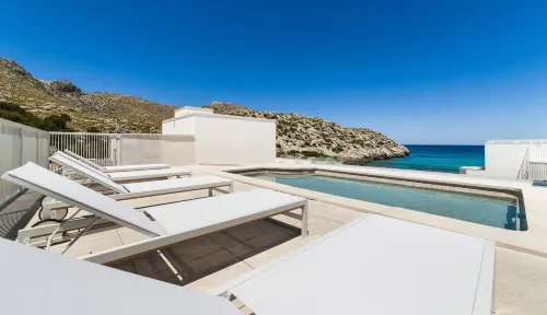 Hoposa Niu Hotels in Cala Sant Vicenç