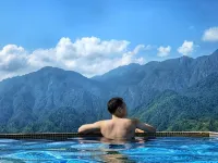 The Upper House Sapa - สระว่ายน้ำบนดาดฟ้า