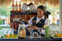 Viva Dominicus Palace by Wyndham, A Trademark All Inclusive - bar