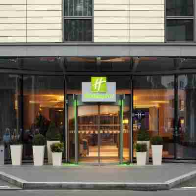 Voco Paris - Porte de Clichy Hotel Exterior