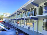 Super 8 by Wyndham Kingsland I-95/Naval Base Area - breakfast