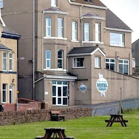 Bailey Ground Hotel