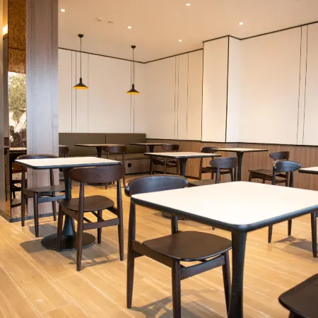 HanTing Hotel (Xinyang Gushi Hongsu Road Hotel)