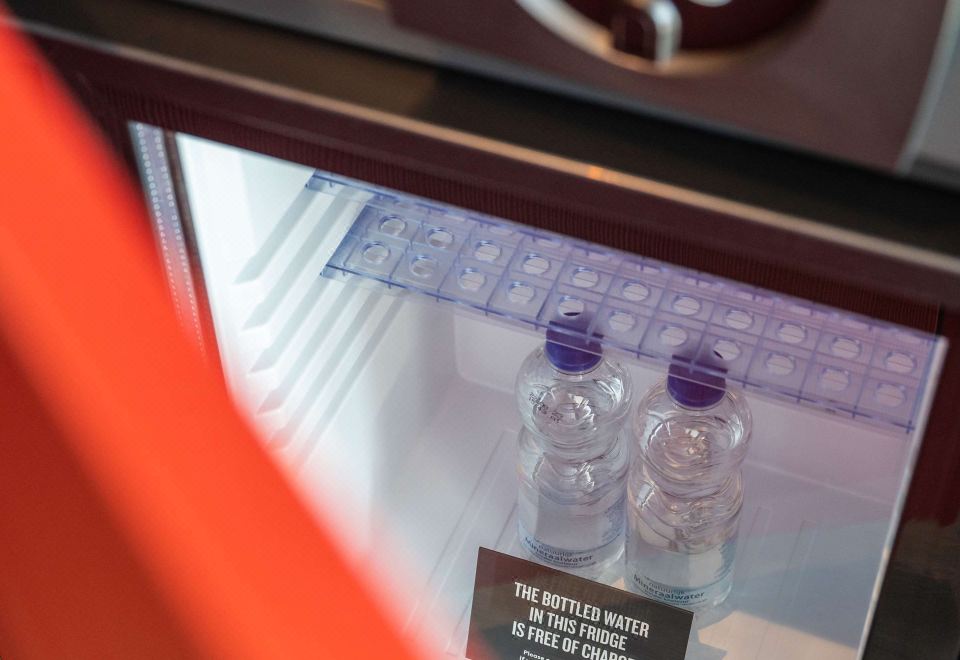 5. 트라이브 암스테..