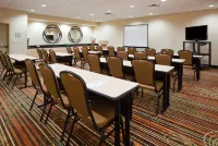 Hampton Inn & Suites Minot Airport Hotels in Minot