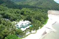 Palm Beach Hotel