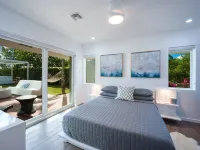 Black Urchin Hotels in Grand Cayman