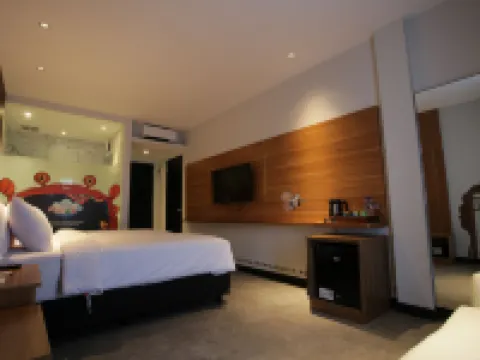 Creative RestArt Hotel by Damn I Love Indonesia Hotels in Cimenyan