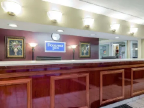 Rodeway Inn ノークロスのホテル