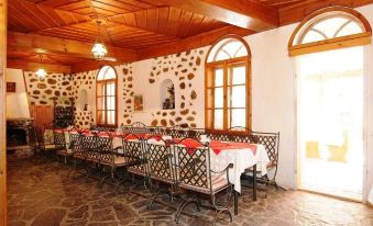 Despot Slav Hotel & Restaurant - Housity