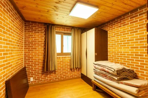 Party Room Lake Pension in Jeongeup Hotels in Jeongeup-si