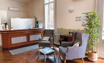 Hotel de Ma Tante