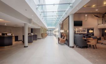 DoubleTree by Hilton London Heathrow Airport