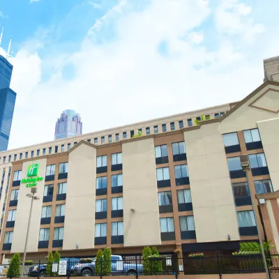 Holiday Inn & Suites 芝加哥DOWNTOWN 威利斯大廈附近的飯店