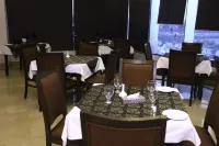 Javson Airport Hotel - bar