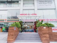 Heroes Hotel Hotels near Vito Cruz