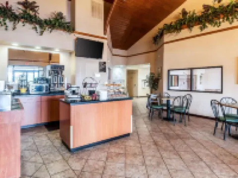 Econo Lodge Inn & Suites Middletown - Winchester South Hotels in Frederick County