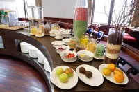 Arion Suites Hotel فنادق في Cicendo