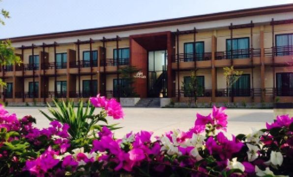 Villa Thiwa Hotel - Housity