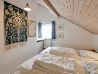 "Arabella" - 2.3km from the Sea