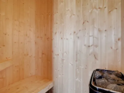 "Gyrial" - 950m from the Sea