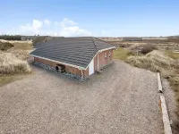 "Hinrich" - 300m from the Sea