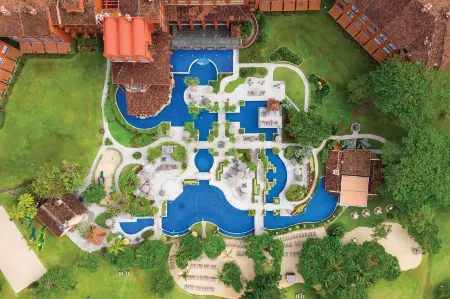 Marriott Vacation Club at Los Sueños Отели рядом с достопримечательностью «Punta Leona»