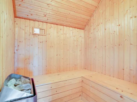 "Ananda" - 245m from the Sea