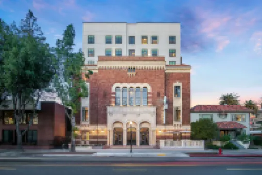 Hyatt House Sacramento/Midtown Hotels near McKinley Park