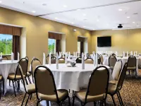 Microtel Inn & Suites by Wyndham Marietta Hotels in Marietta