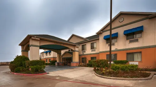 Best Western Executive Inn  Suites