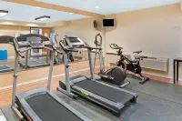 Super 8 by Wyndham Spokane/West - Gym