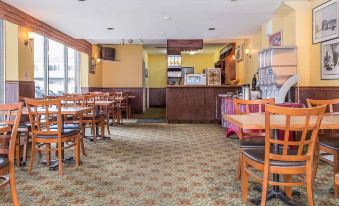 Econo Lodge Downtown