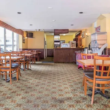 Econo Lodge Downtown