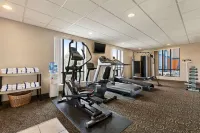 Howard Johnson by Wyndham Billings - Gym